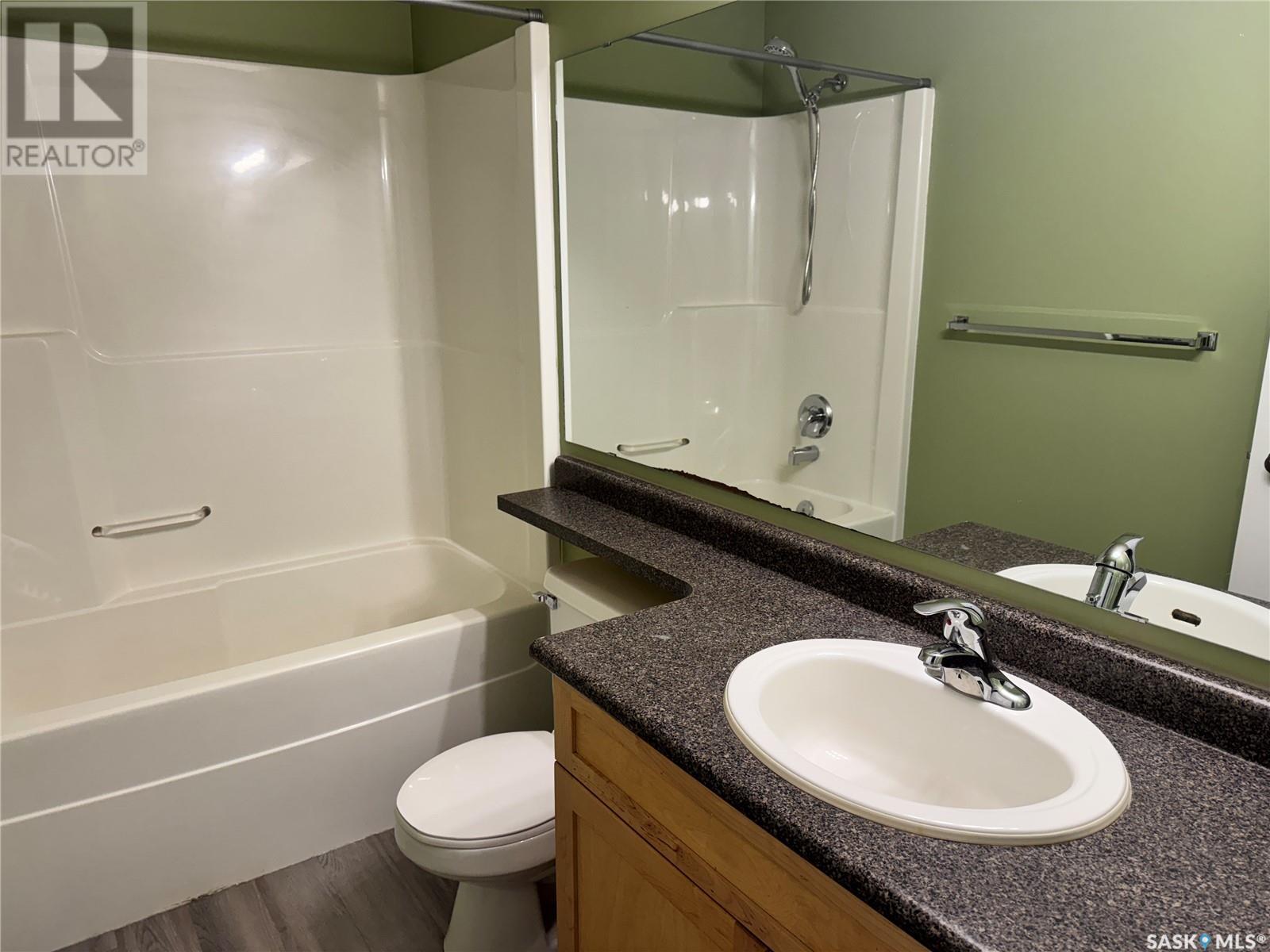 Single Family House High rise for Sale in   Lowe ROAD Saskatoon 