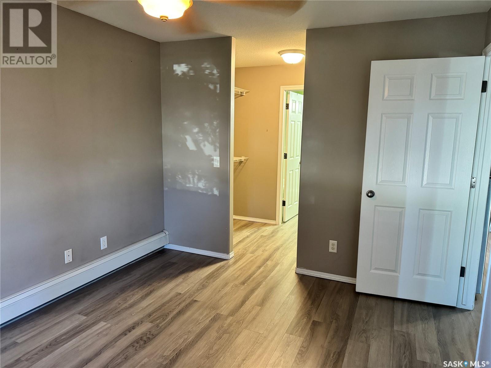 Single Family House High rise for Sale in   Lowe ROAD Saskatoon 