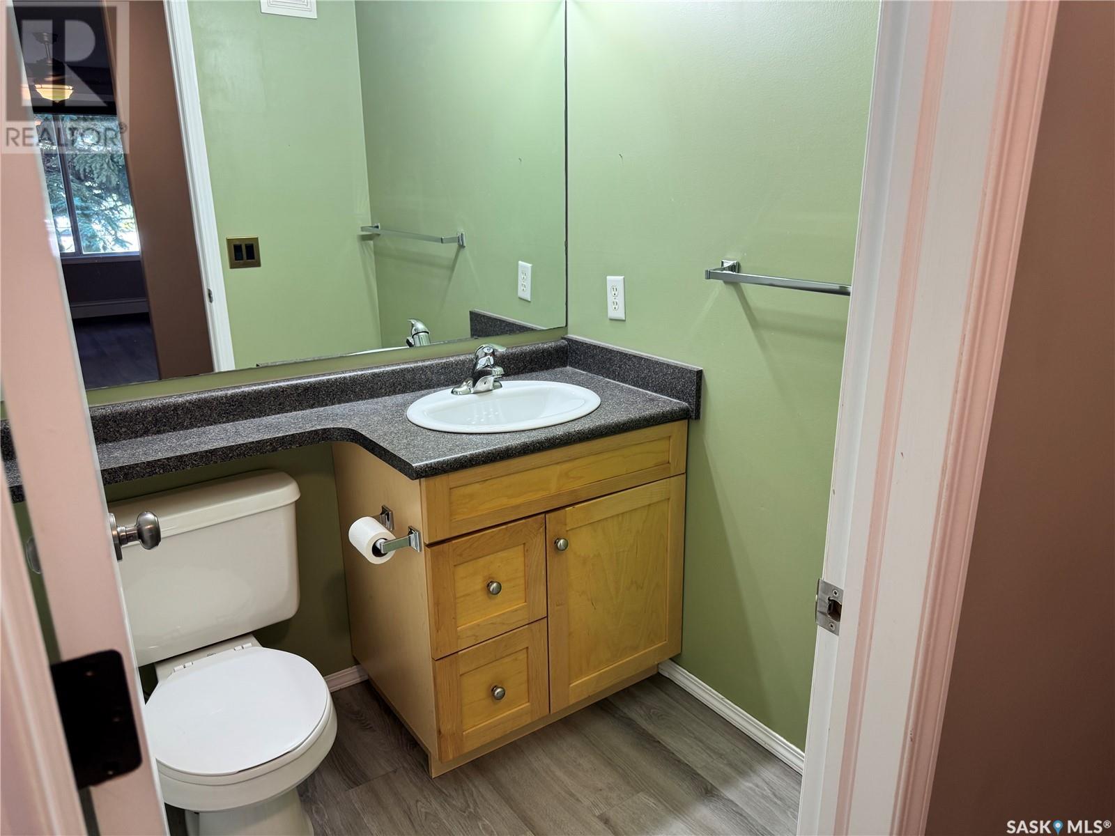Single Family House High rise for Sale in   Lowe ROAD Saskatoon 