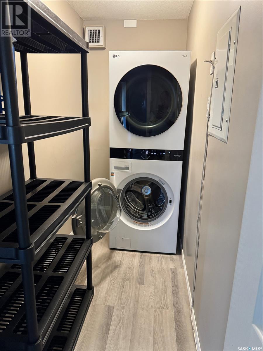 Single Family House High rise for Sale in   Lowe ROAD Saskatoon 