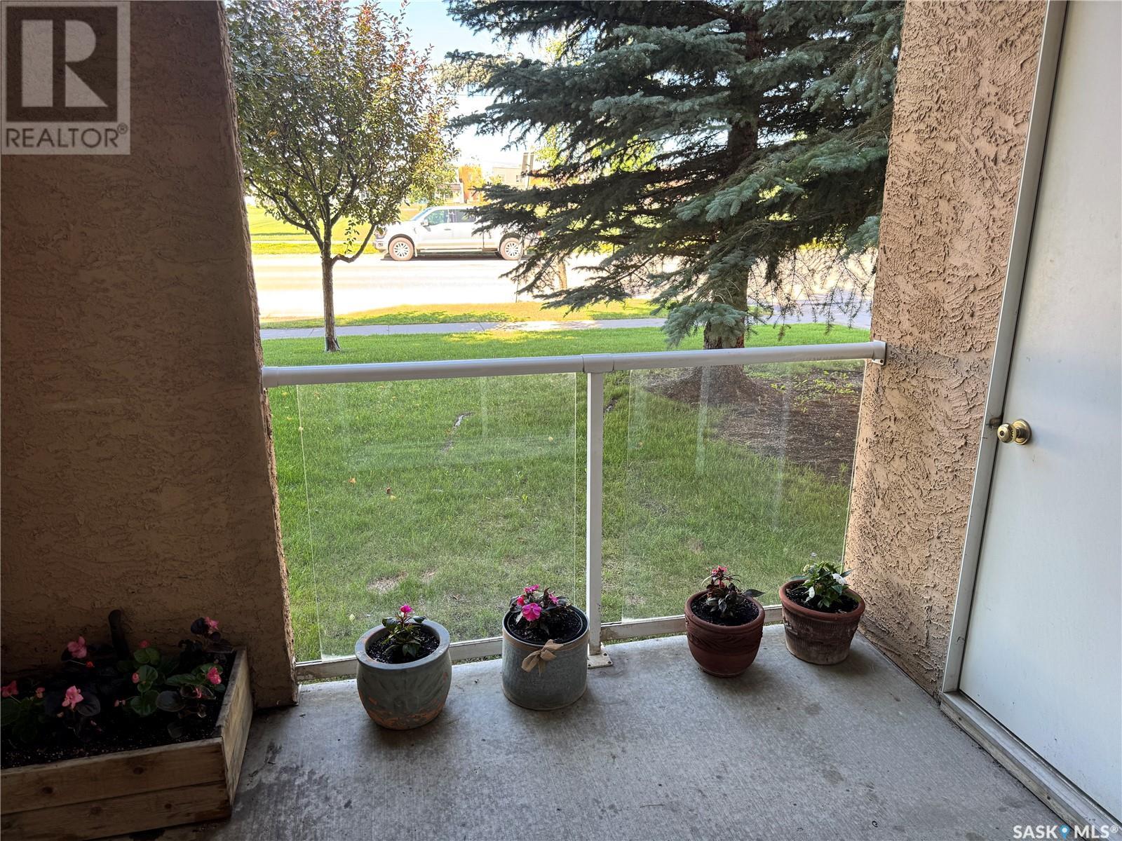 Single Family House High rise for Sale in   Lowe ROAD Saskatoon 