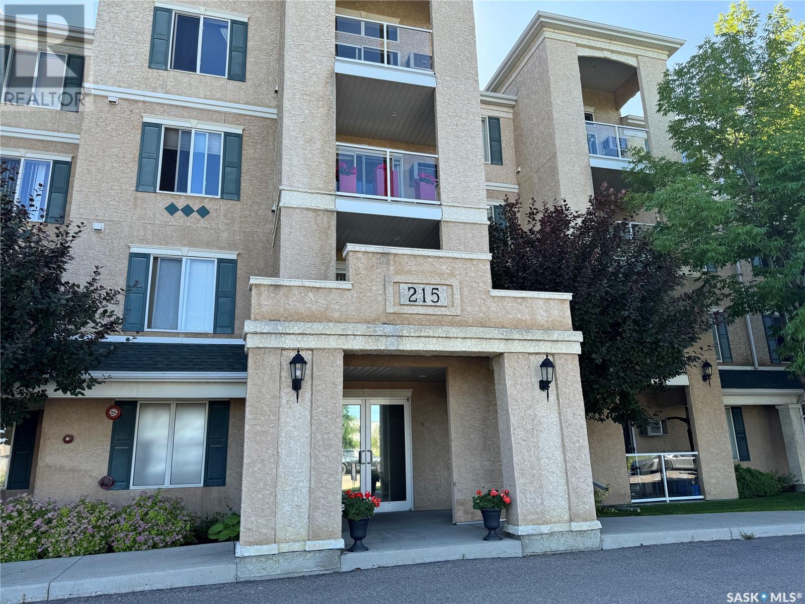 Single Family House High rise for Sale in   Lowe ROAD Saskatoon 