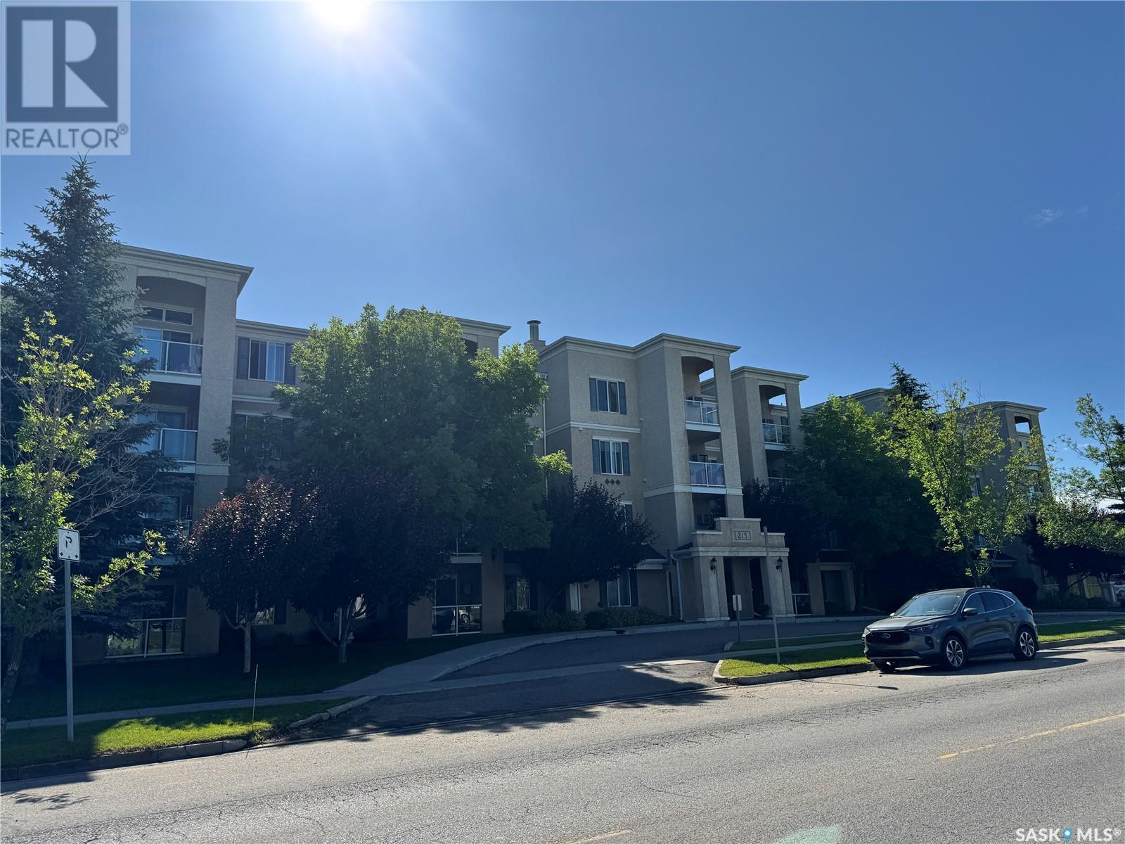Single Family House High rise for Sale in   Lowe ROAD Saskatoon 