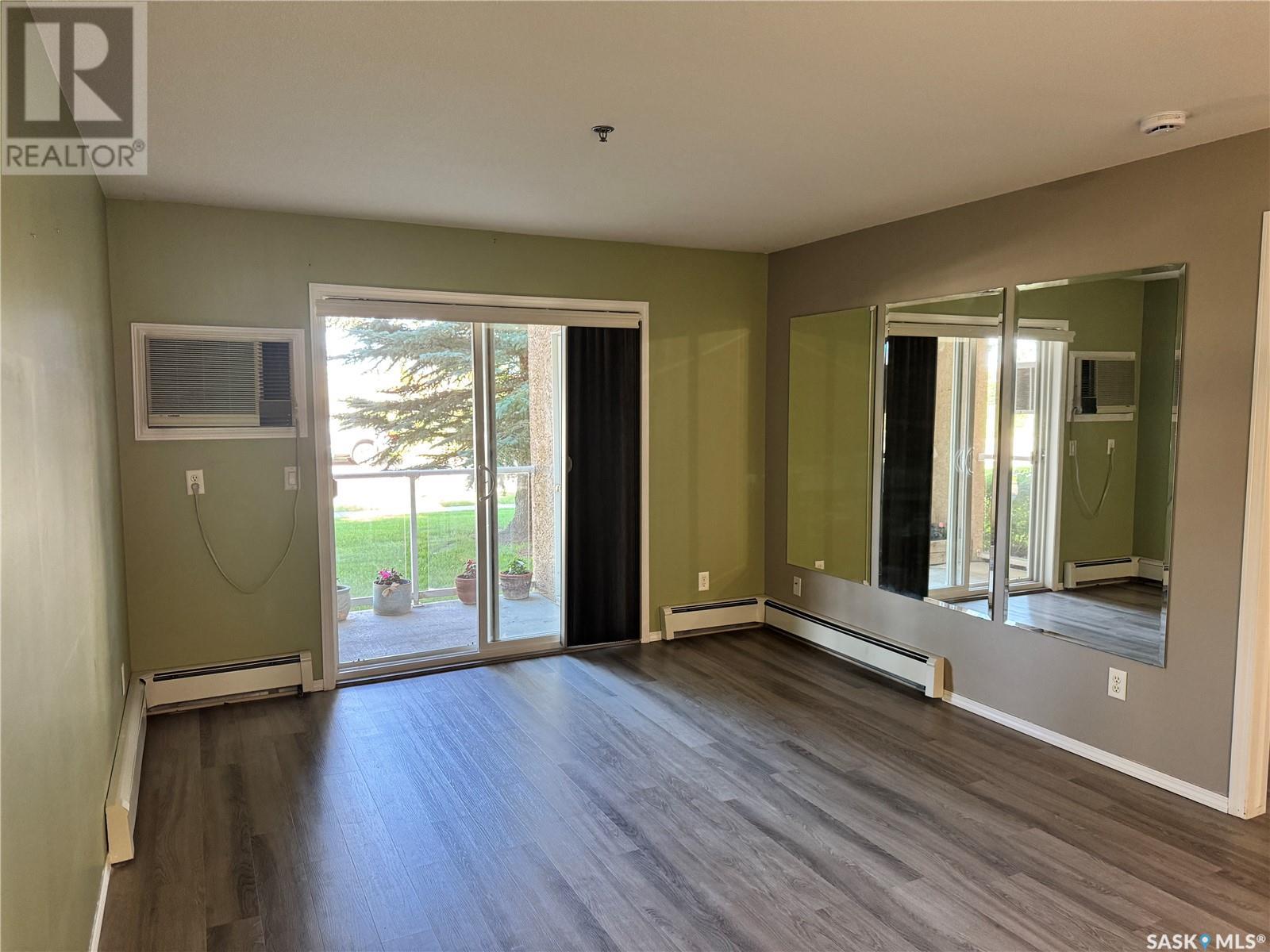 Single Family House High rise for Sale in   Lowe ROAD Saskatoon 