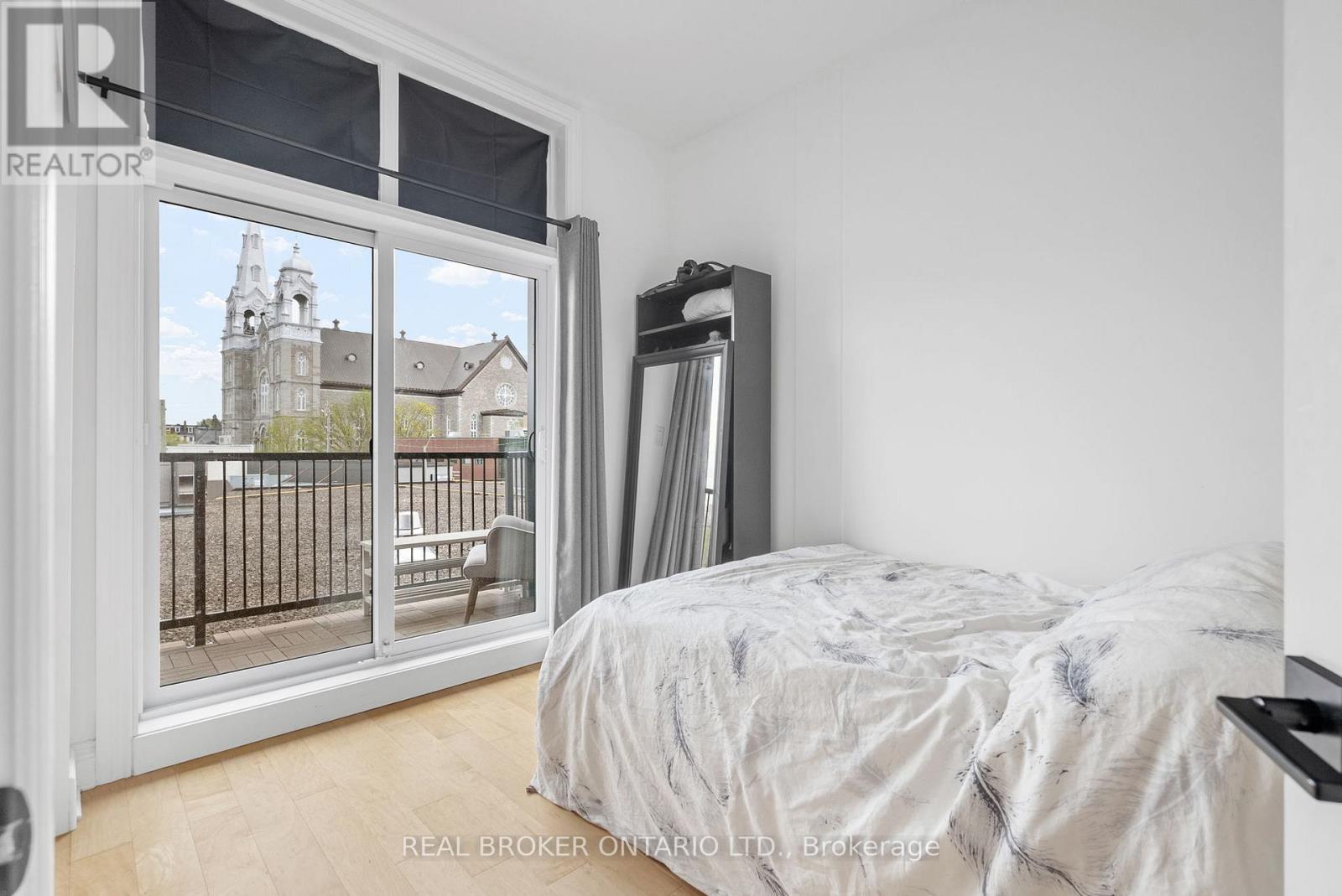Photo 17 of 304 101 Pinhey Street, Ottawa ON