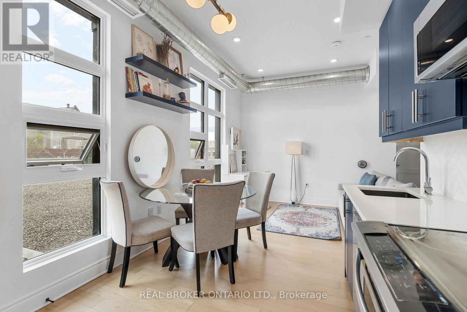 Photo 6 of 304 101 Pinhey Street, Ottawa ON