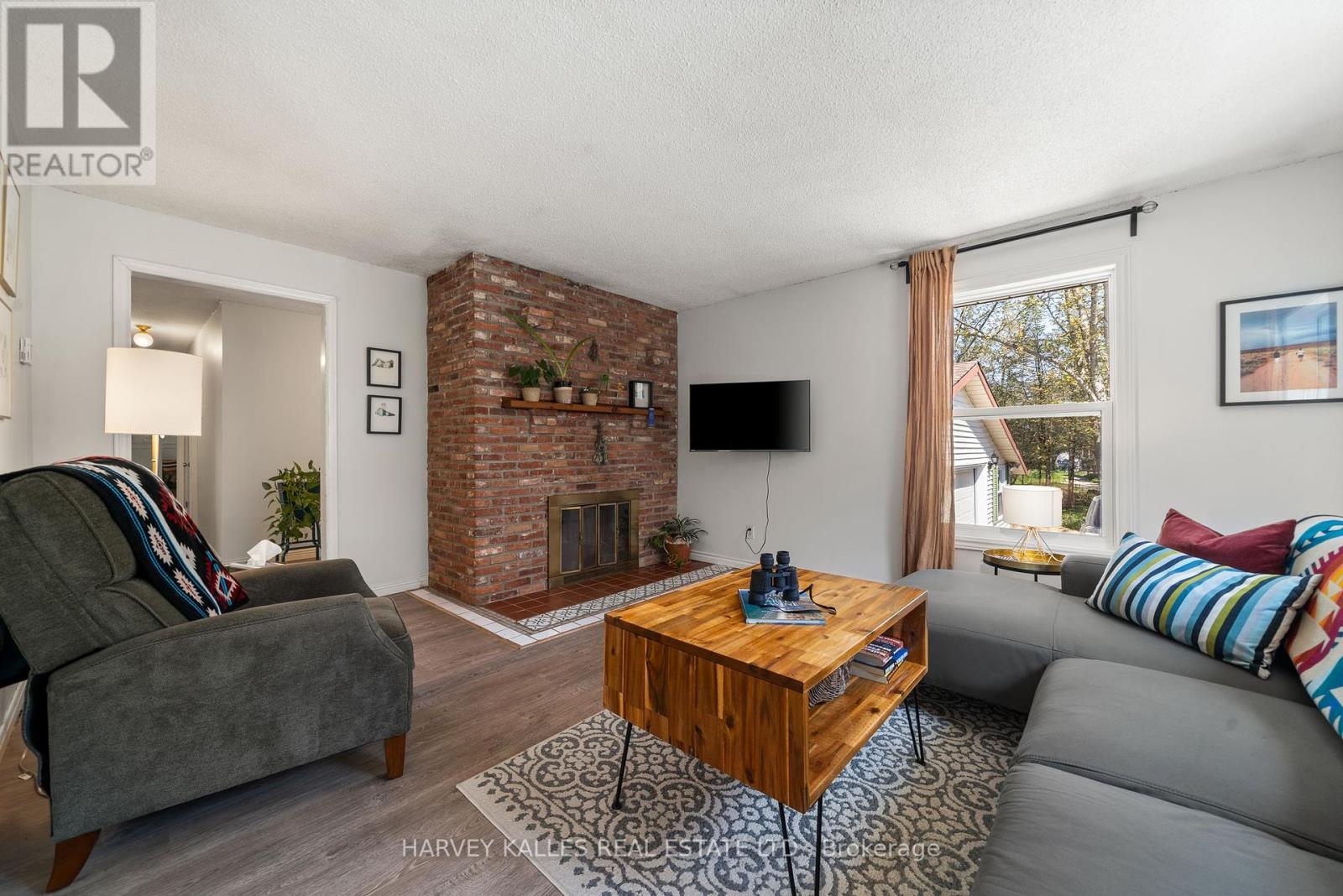 Photo 5 of 1207 County Rd 9 Road, Greater Napanee ON