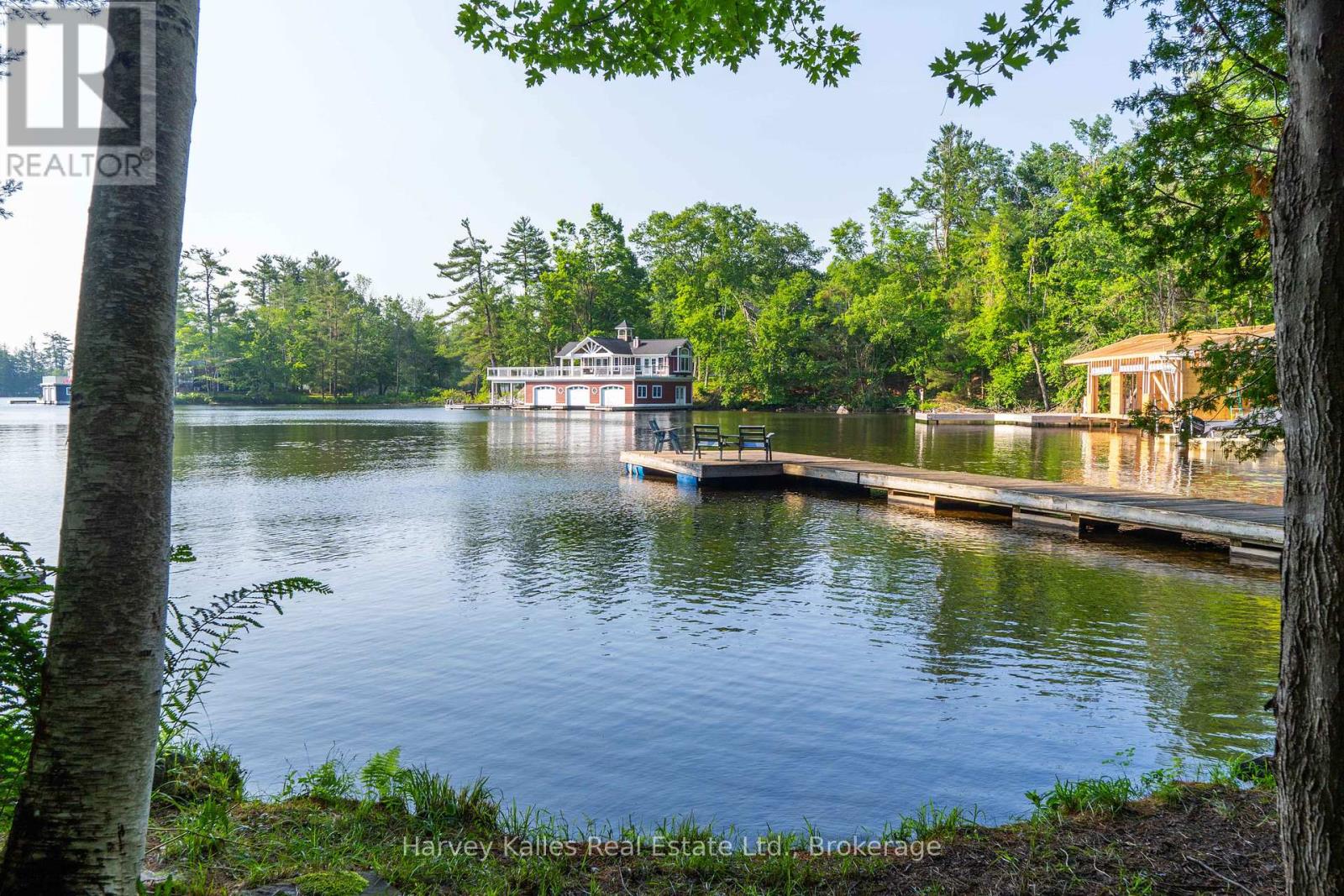 Photo 5 of 4 1254 Barlochan Road, Muskoka Lakes ON