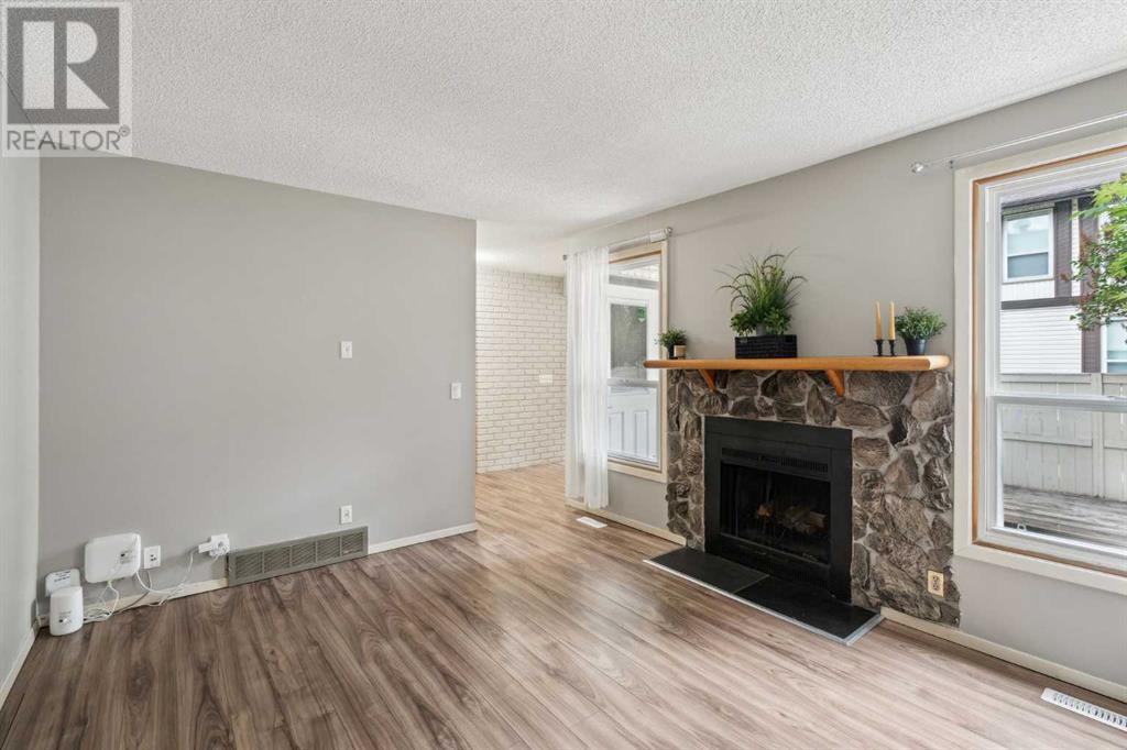 Single Family House for Sale in    Street NE Pineridge Calgary 