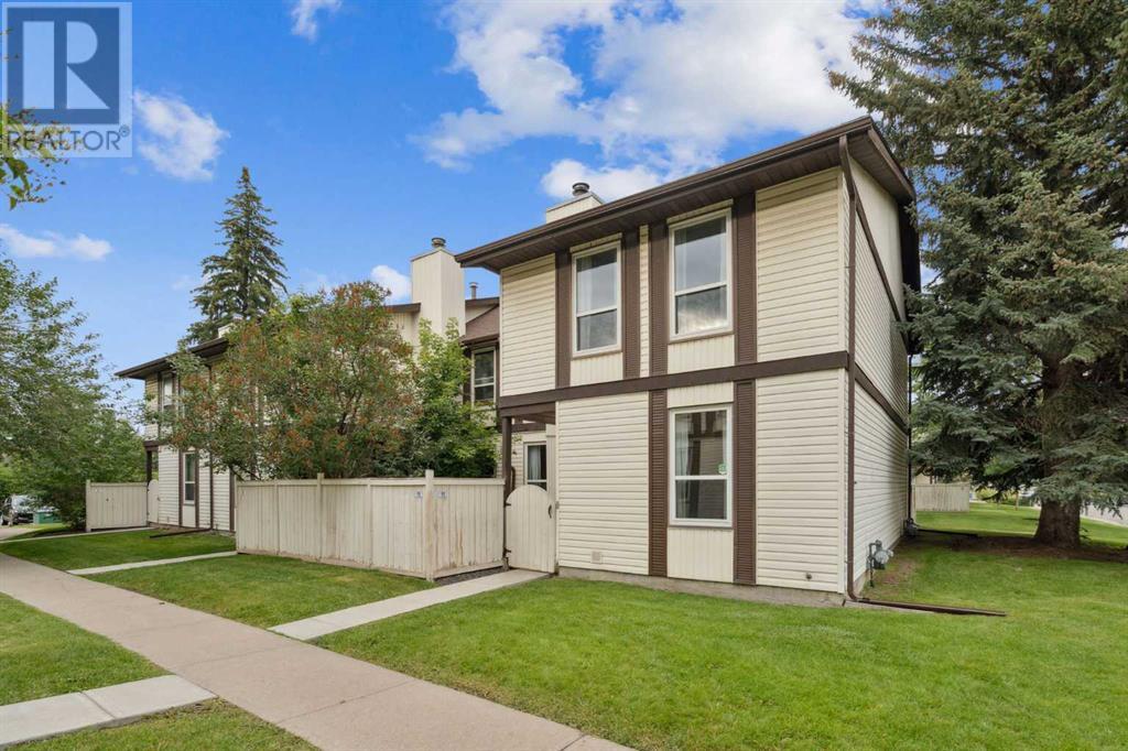 11, 3200 60 Street NE, Calgary, Alberta