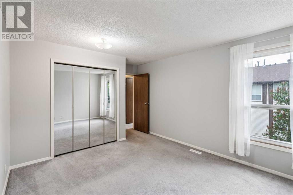 Single Family House for Sale in    Street NE Pineridge Calgary 