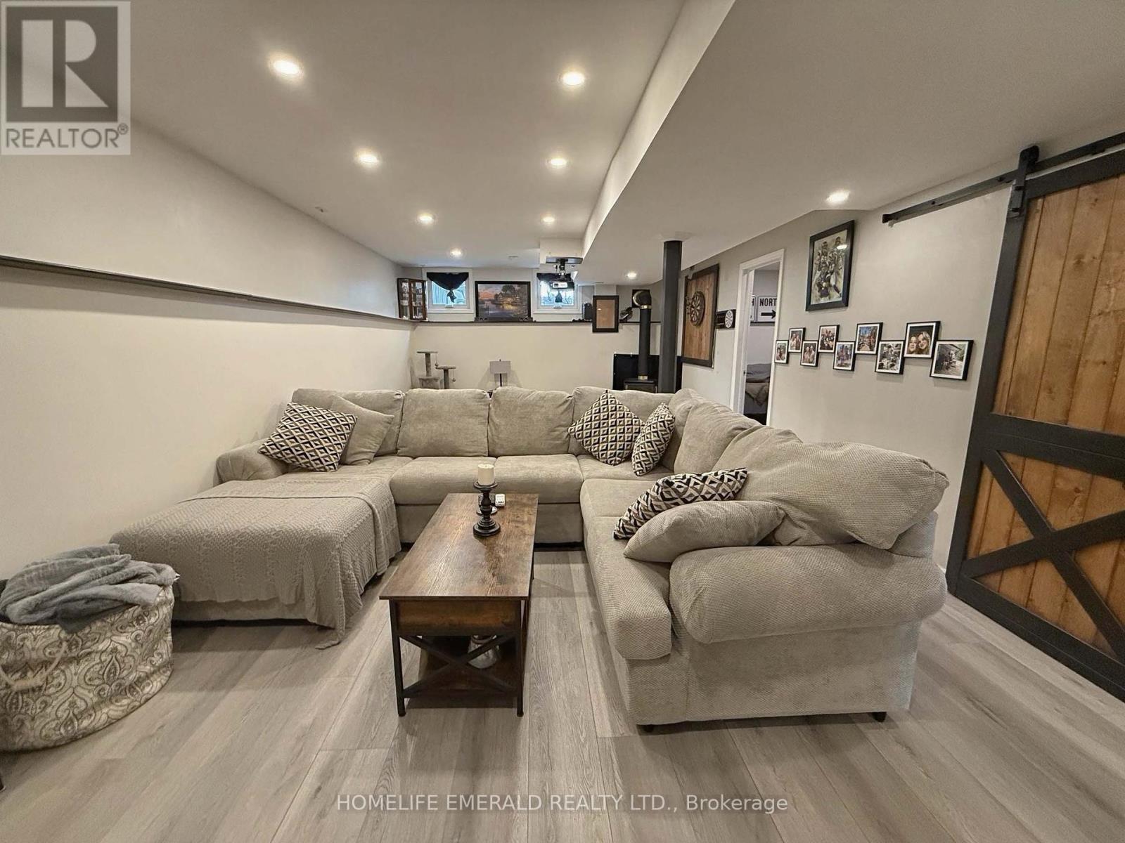 Photo 39 of 144 Maplewood Drive, Essa ON