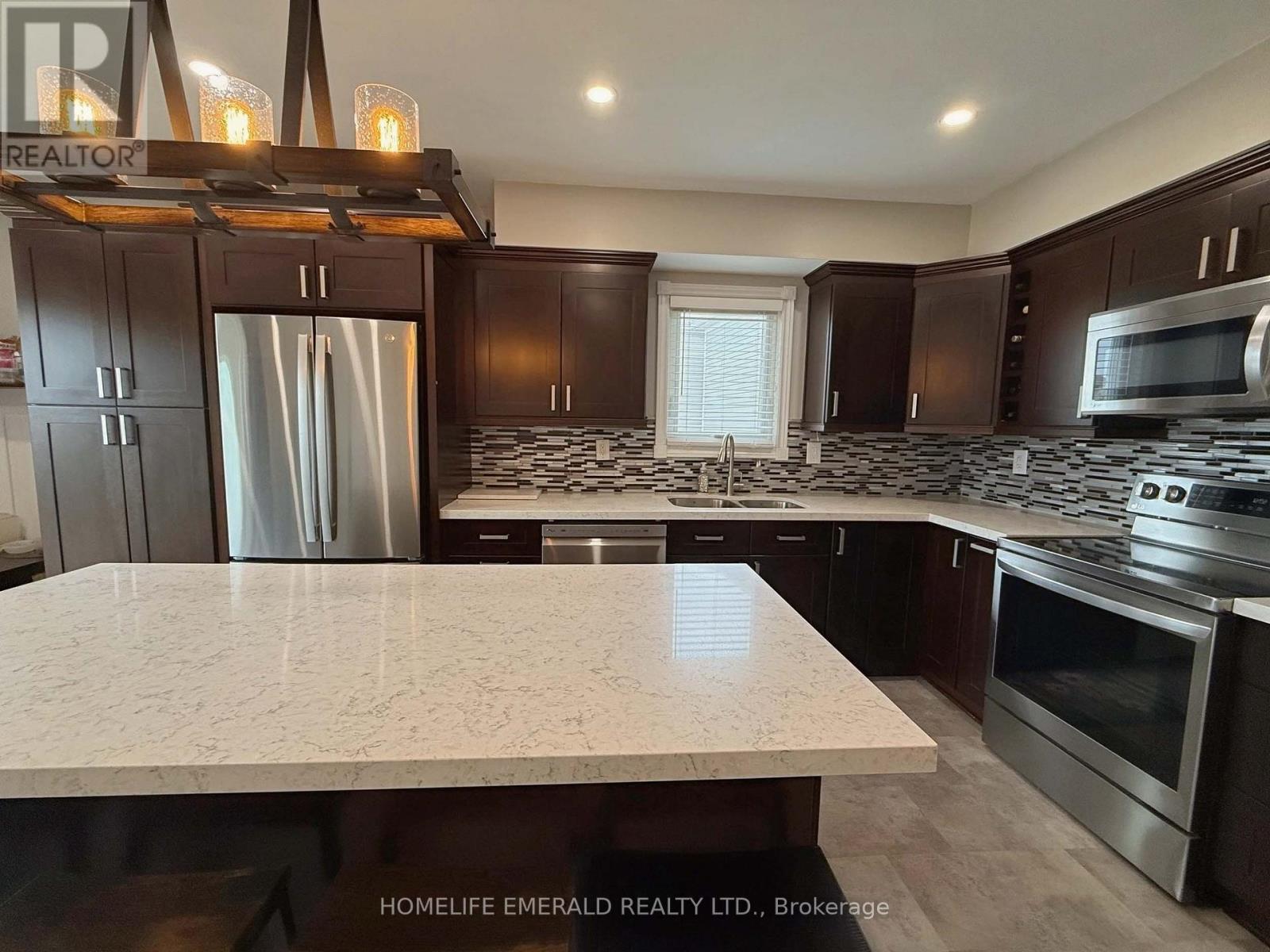 Photo 8 of 144 Maplewood Drive, Essa ON