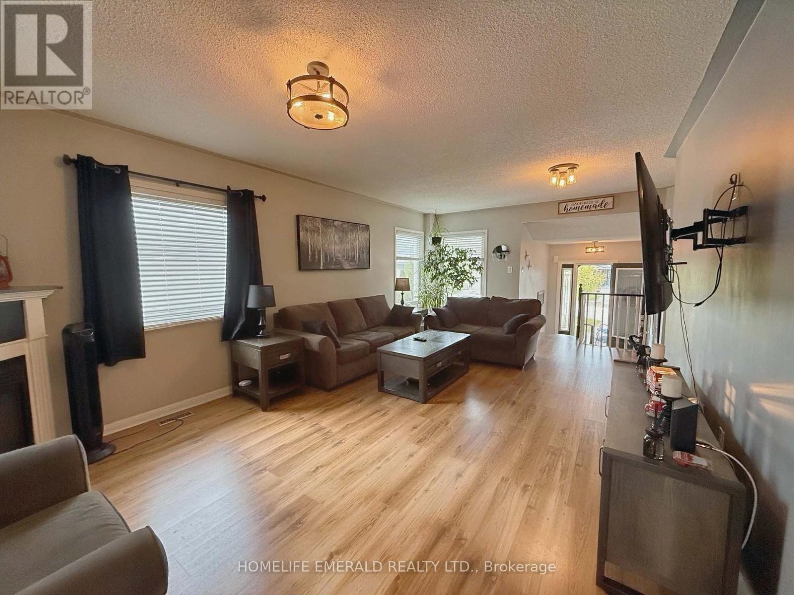 Photo 12 of 144 Maplewood Drive, Essa ON