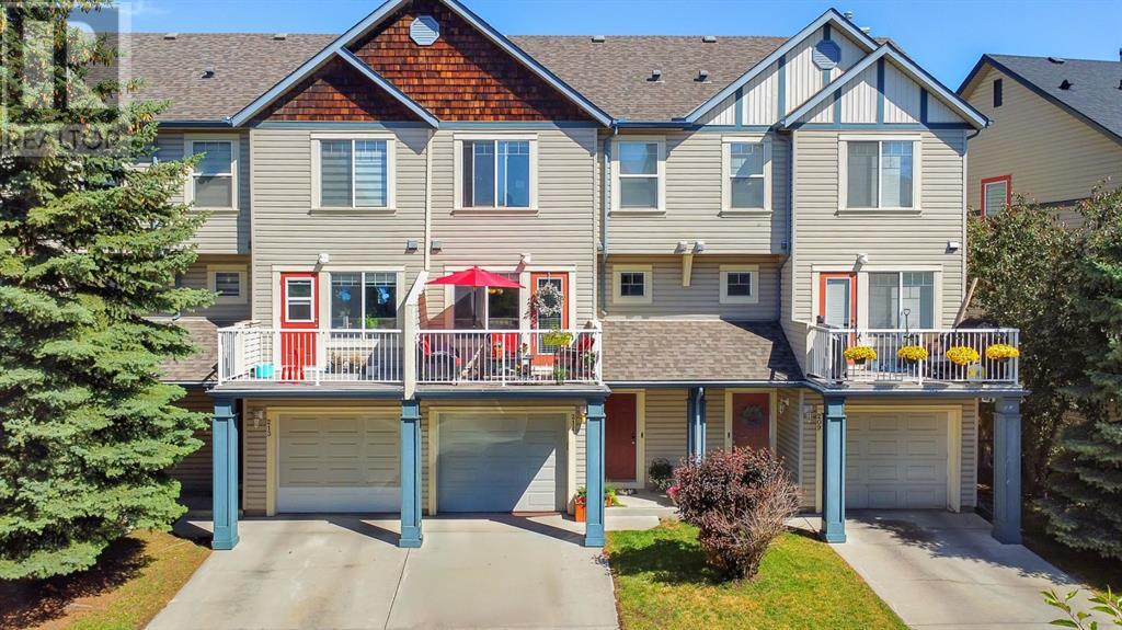Single Family House 4 Level for Sale in  Copperfield Lane SE Copperfield Calgary 