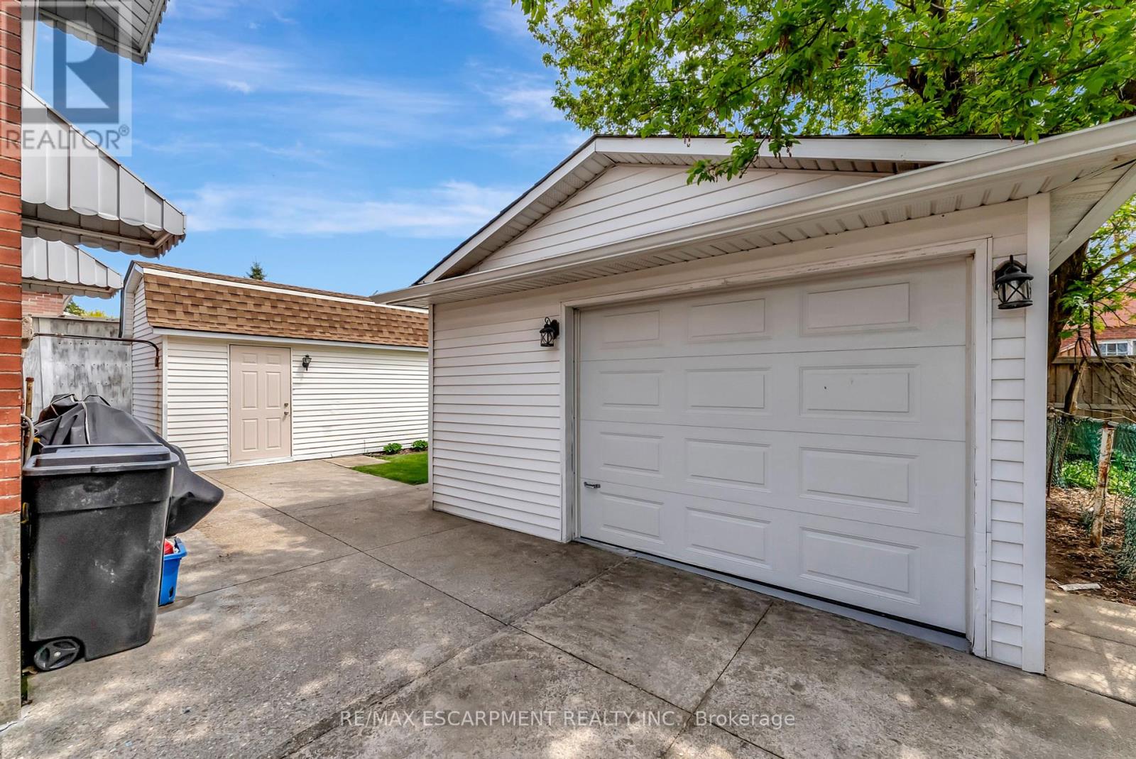 Photo 25 of 131 East 42nd Street, Hamilton ON