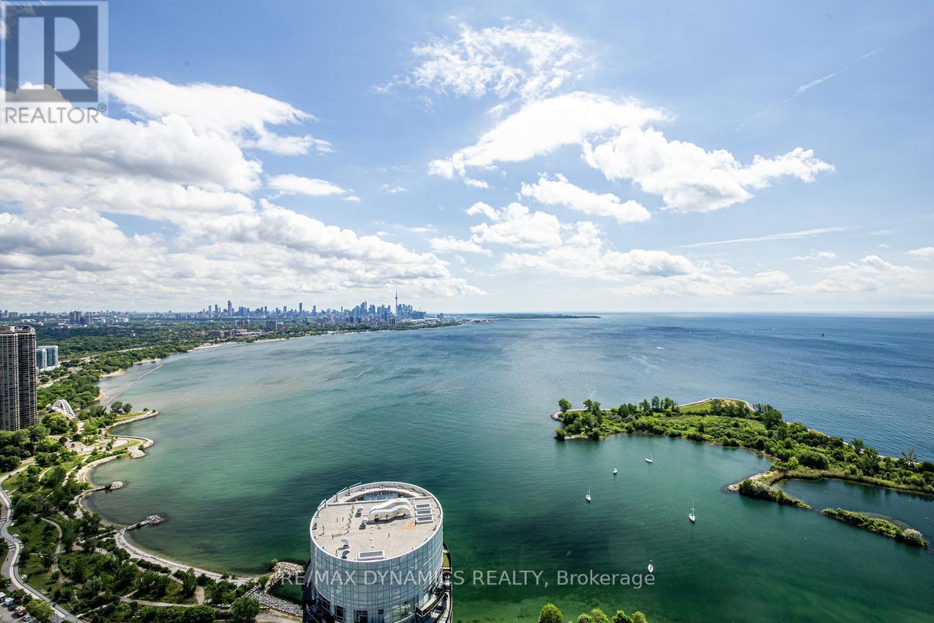 Photo 48 of 5002 38 Annie Craig Drive S, Toronto ON