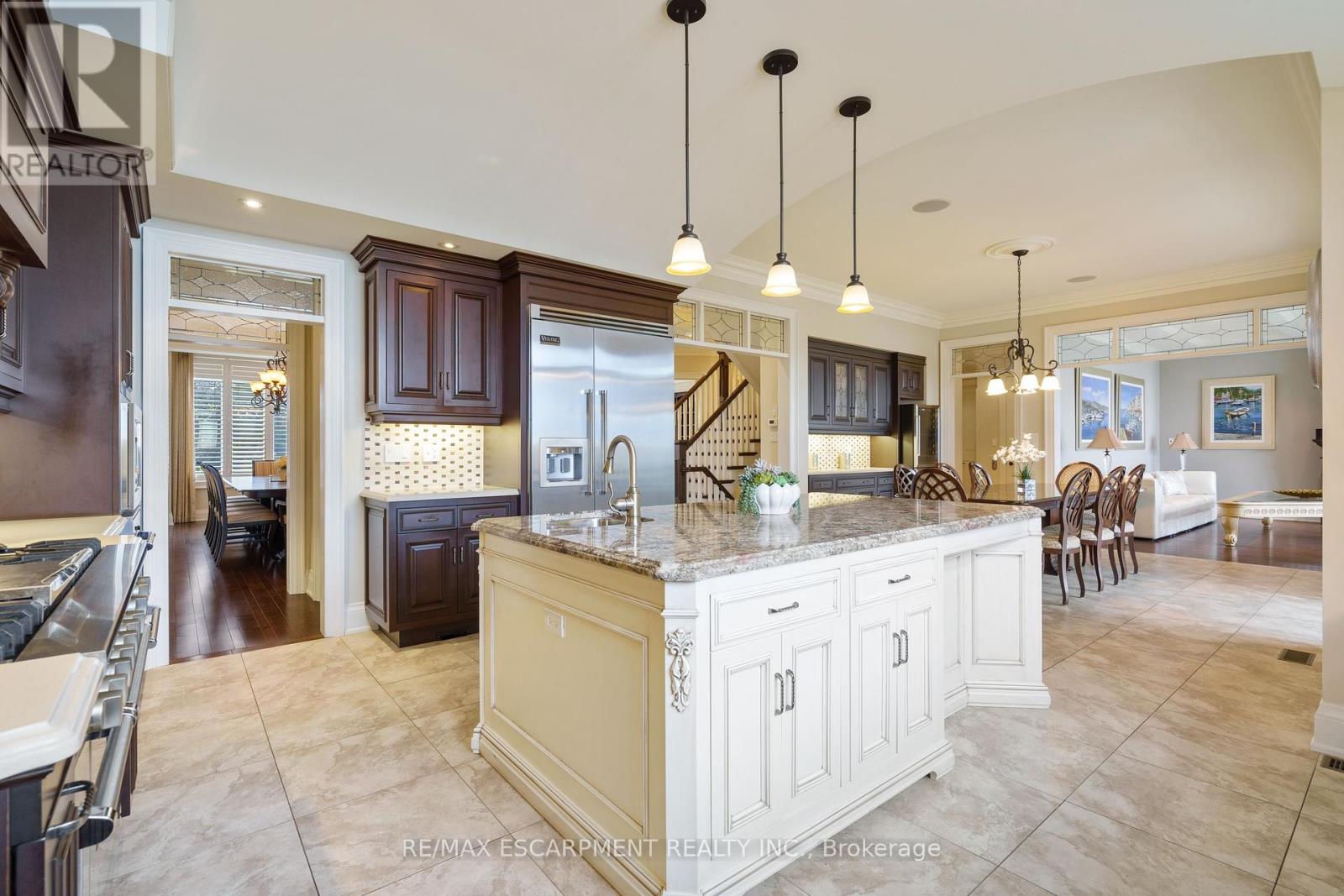 Photo 16 of 56 Aquamarine Drive, Hamilton ON