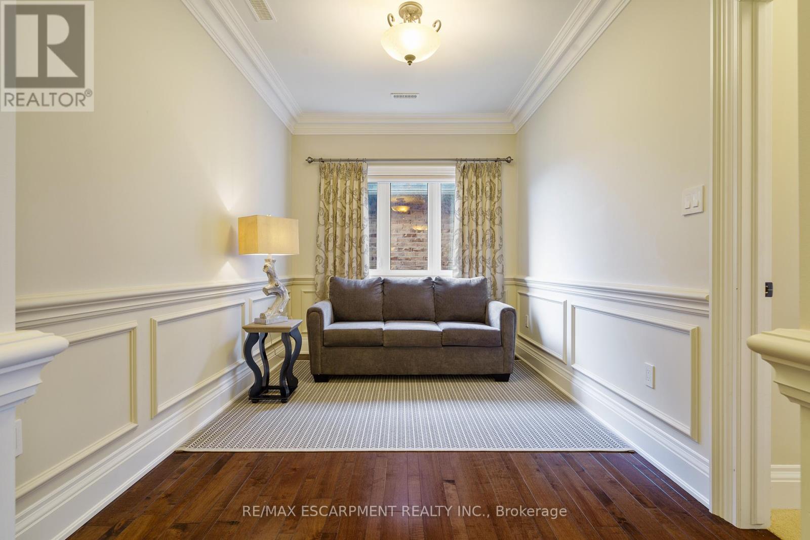 Photo 12 of 56 Aquamarine Drive, Hamilton ON
