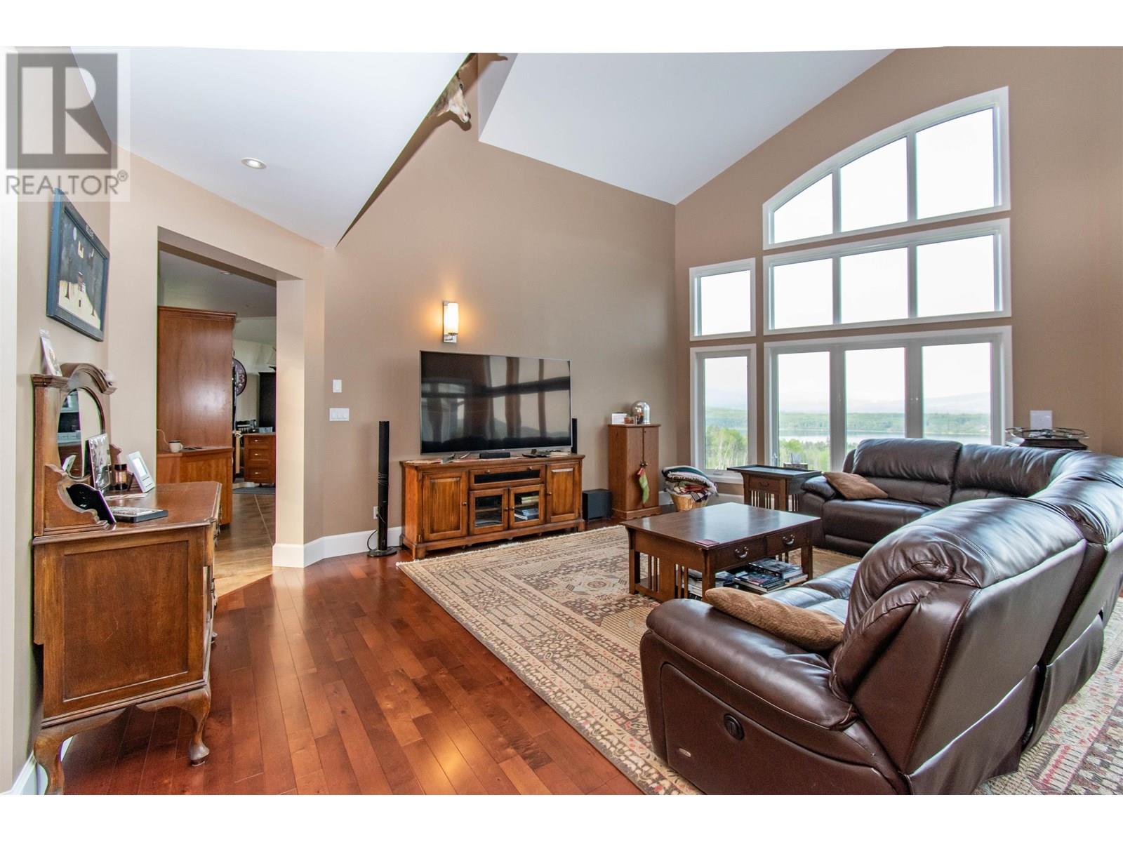 8020 HISLOP ROAD, Telkwa