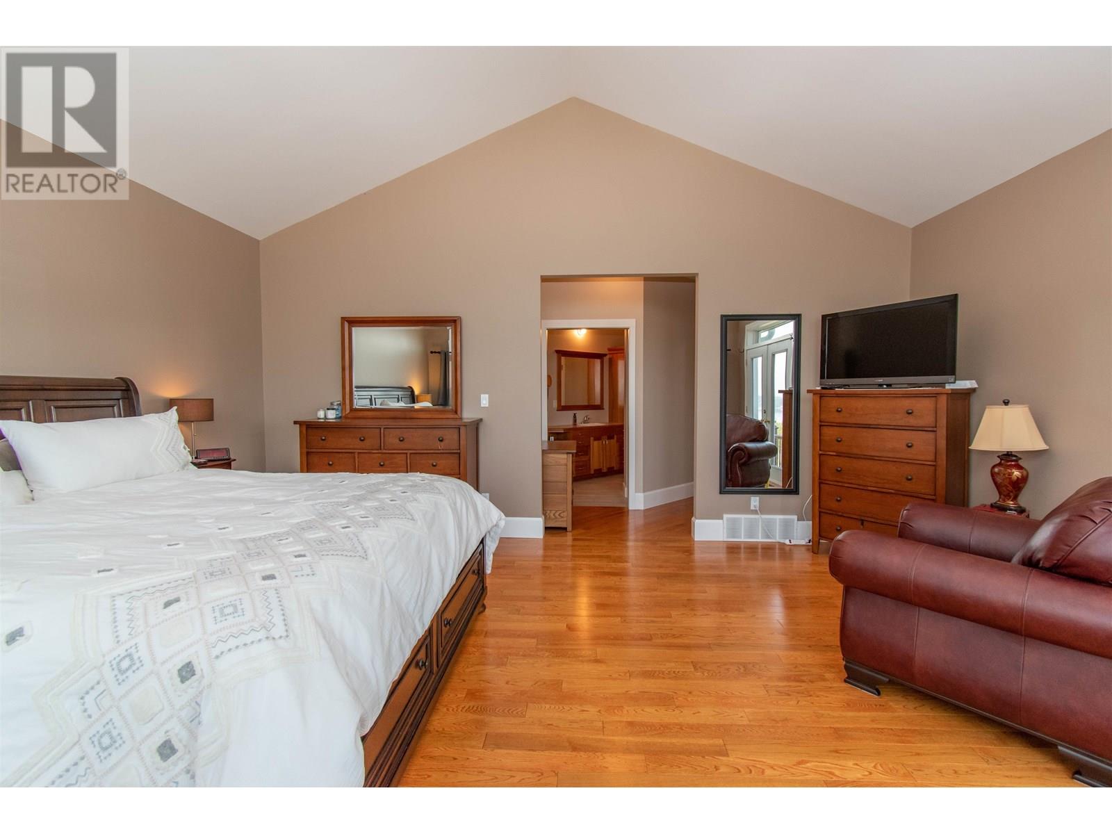8020 HISLOP ROAD, Telkwa