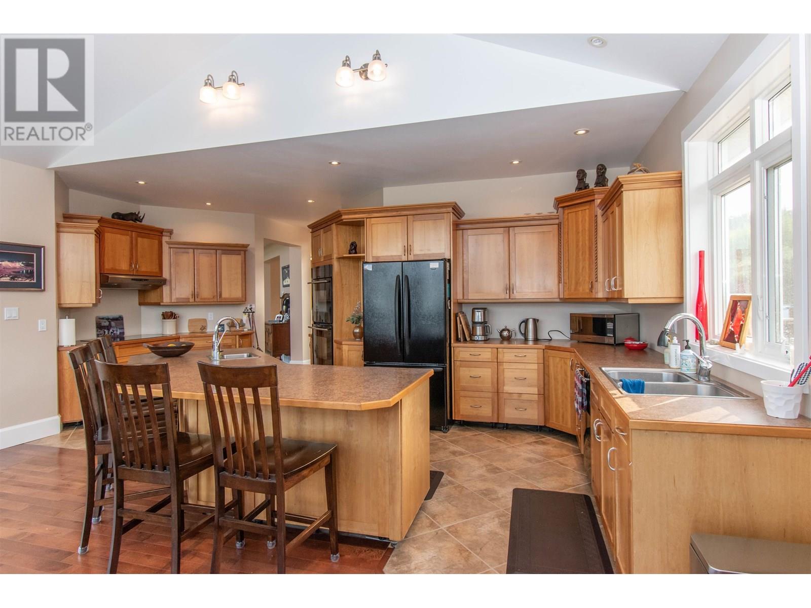 8020 HISLOP ROAD, Telkwa