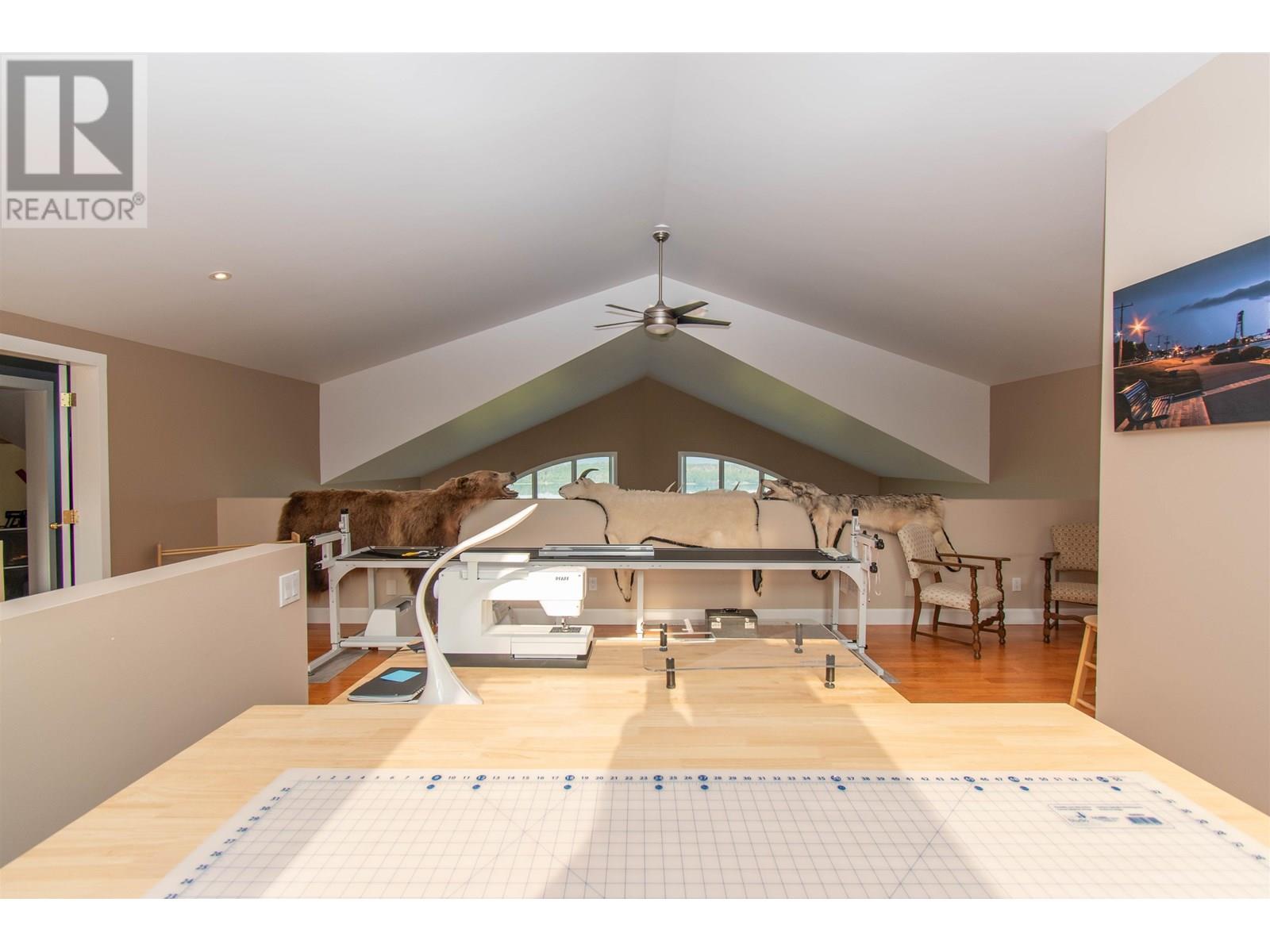 8020 HISLOP ROAD, Telkwa