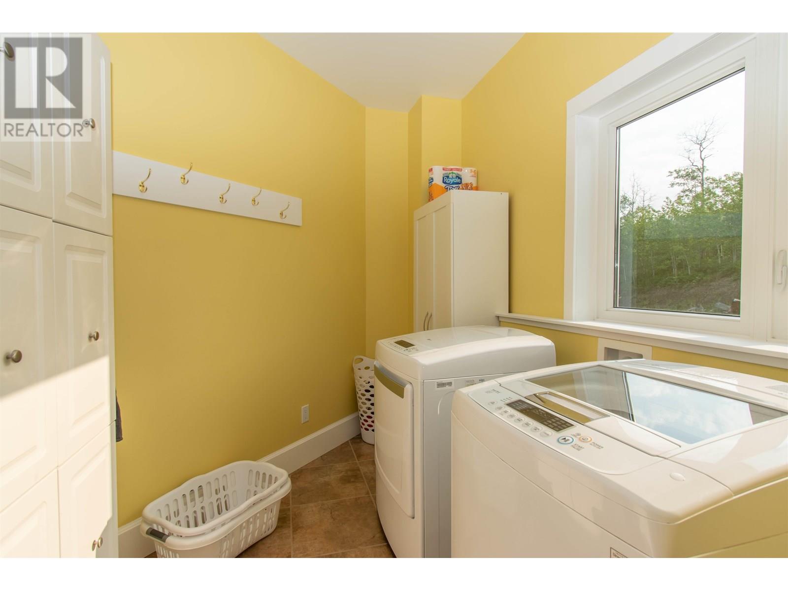8020 HISLOP ROAD, Telkwa
