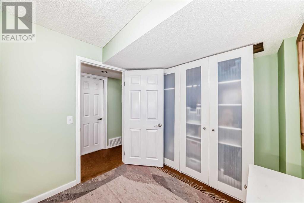 Single Family House for Sale in  Citadel Vista Close NW Citadel Calgary 