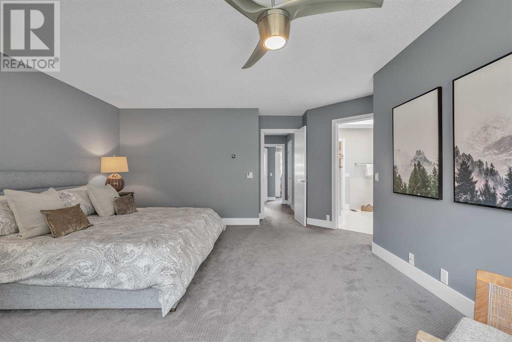 Single Family House for Sale in  Edgebrook Gardens NW Edgemont Calgary 