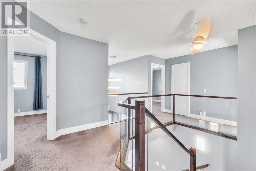 Single Family House for Sale in  Edgebrook Gardens NW Edgemont Calgary 