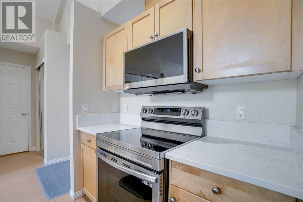 Single Family House for Sale in    Avenue SW Altadore Calgary 