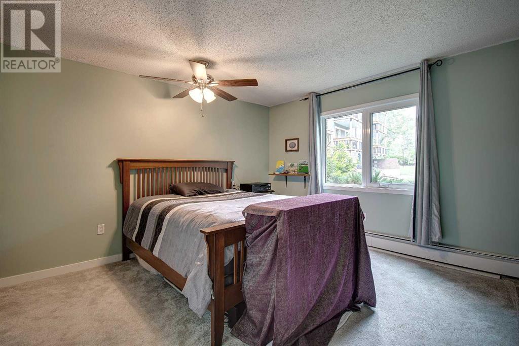 Single Family House for Sale in    Avenue SW Haysboro Calgary 