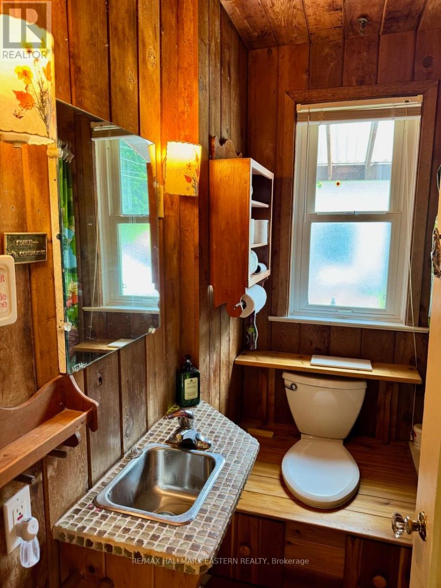 Photo 7 of 232 Munroe Avenue, Peterborough ON