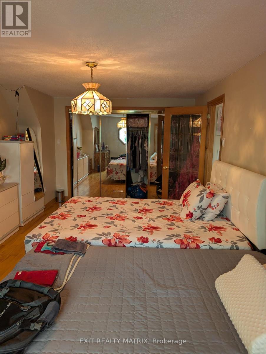 Photo 5 of 393 Donald Street, Ottawa ON
