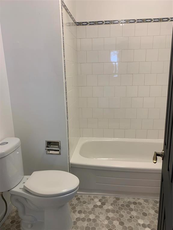 Photo 1 of 1436 Pacific Avenue, Winnipeg MB