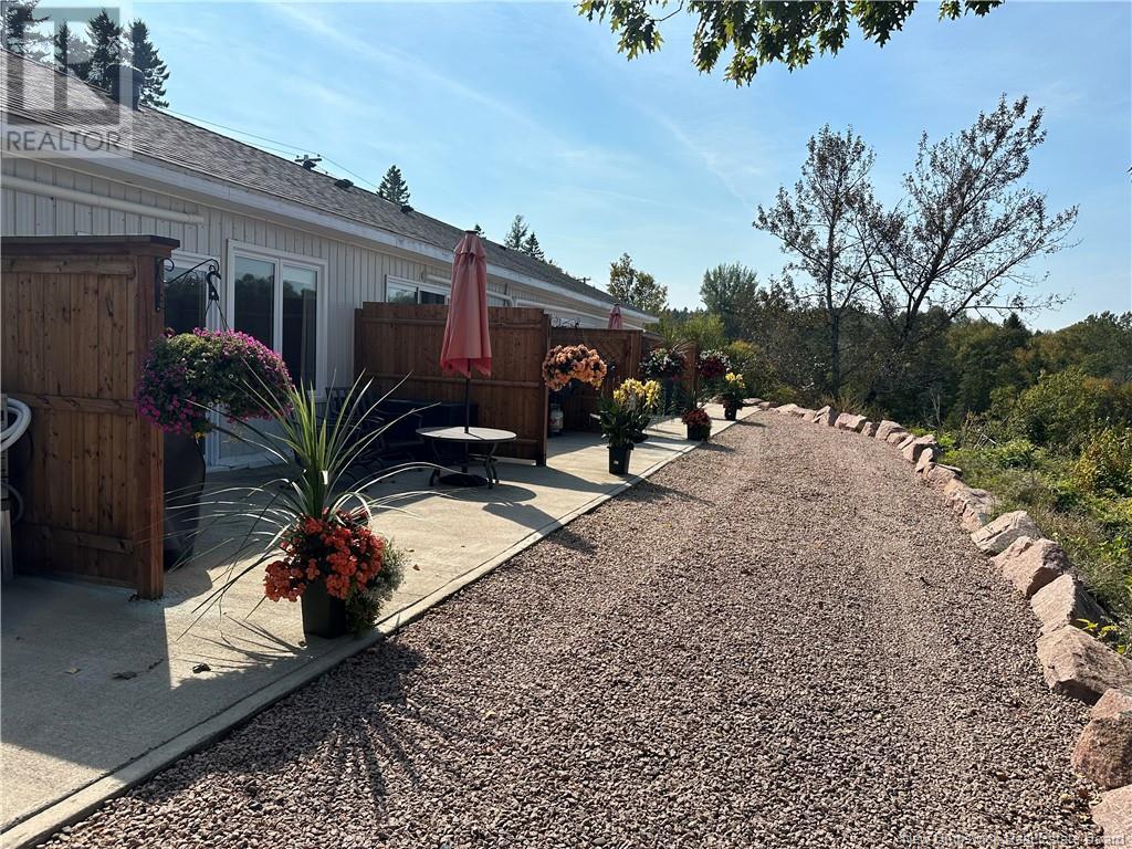 90 L'Etete Road - 3