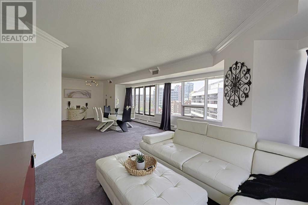 Single Family House for Sale in    Avenue SW Beltline Calgary 