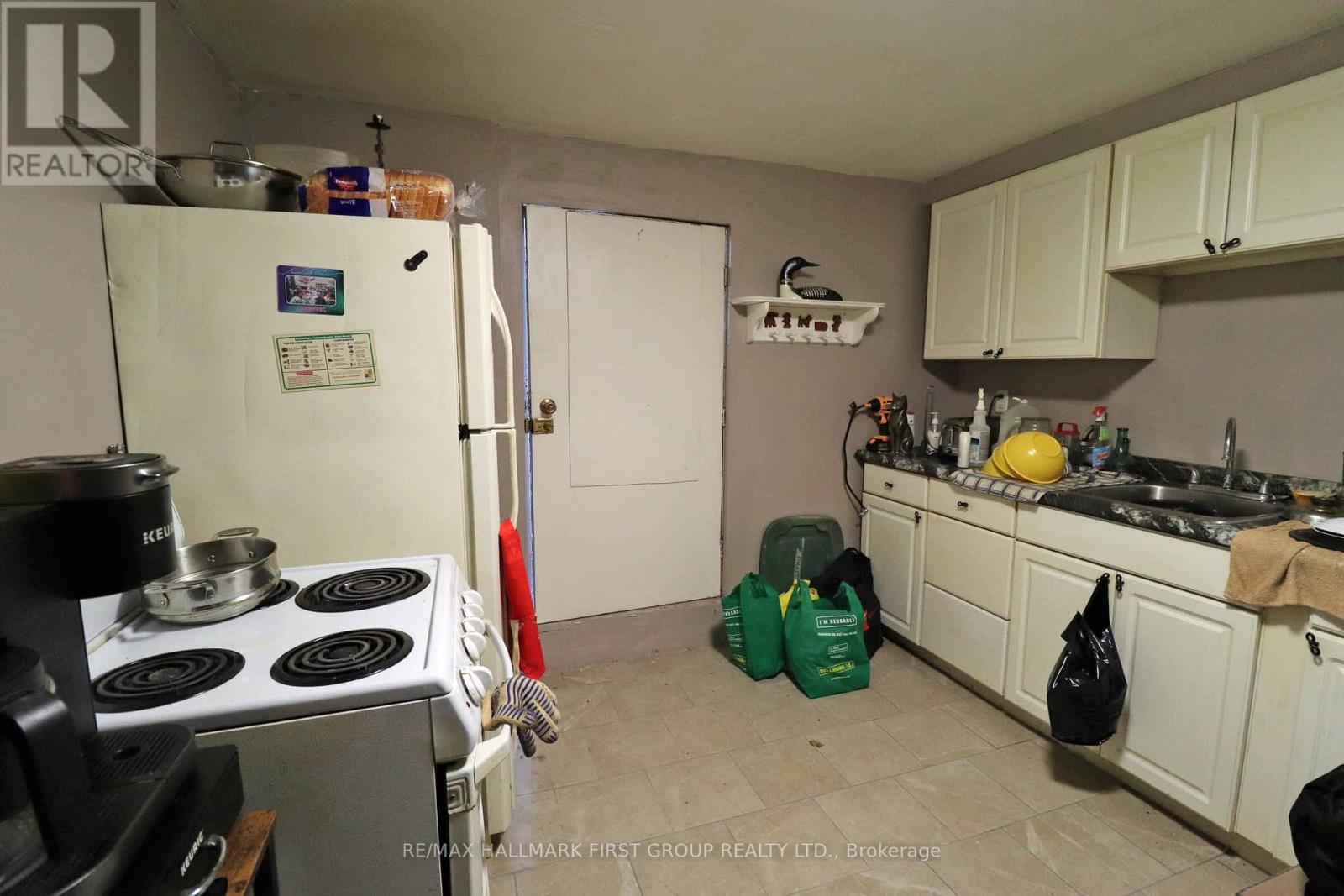 Photo 10 of 18120 Highway 41, Addington Highlands ON