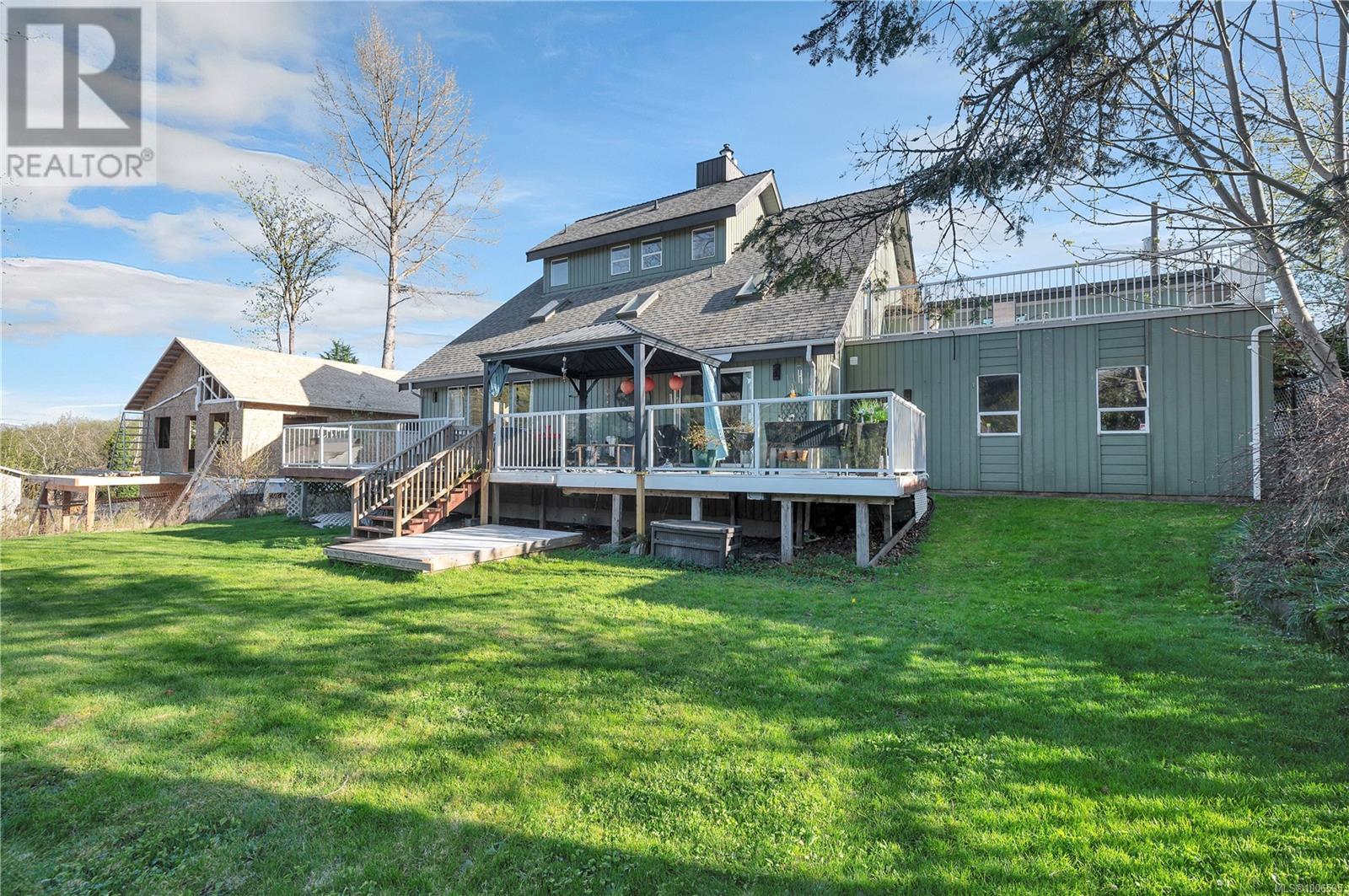 Photo 19 of 132 Skipton Cres, Campbell River BC
