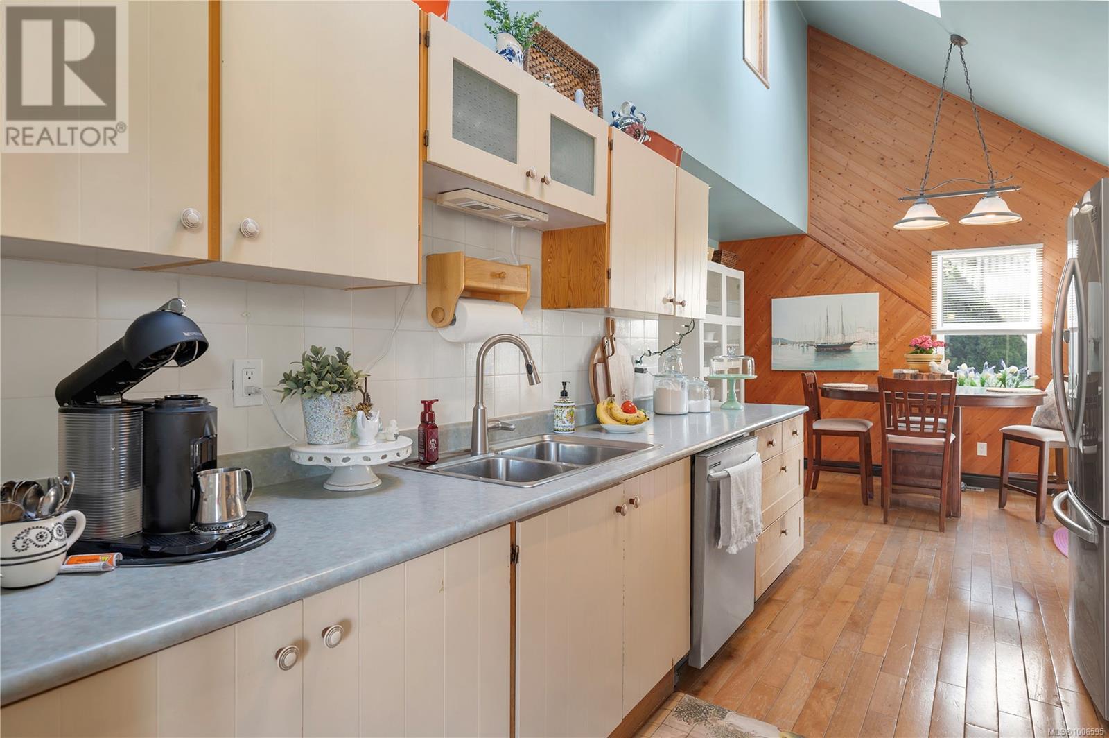 Photo 16 of 132 Skipton Cres, Campbell River BC