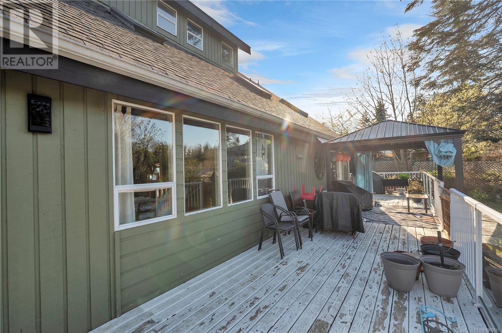 Photo 5 of 132 Skipton Cres, Campbell River BC