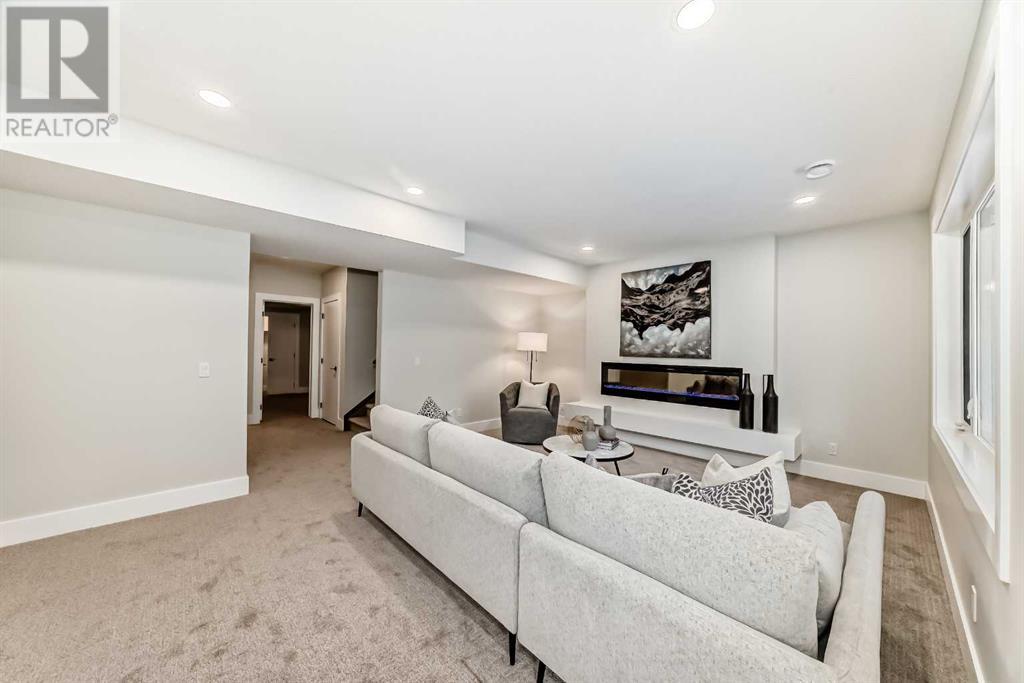 Single Family House for Sale in  Spring Creek Circle SW Springbank Hill Calgary 