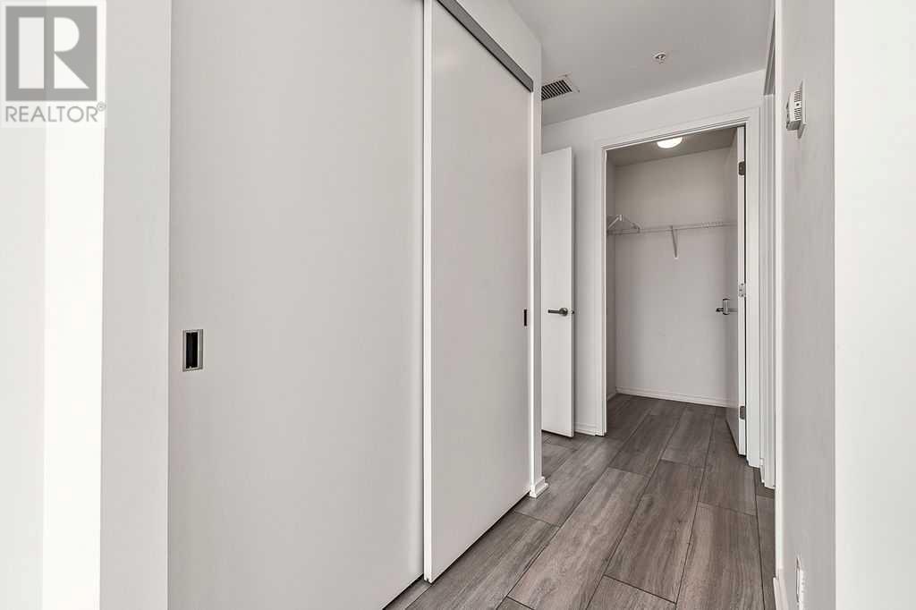 Single Family House for Sale in    Avenue SE Downtown East Village Calgary 