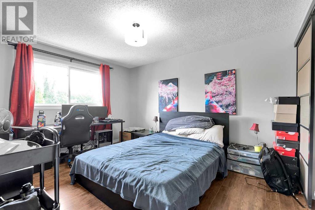 Single Family House for Sale in  Ranch Glen Place NW Ranchlands Calgary 