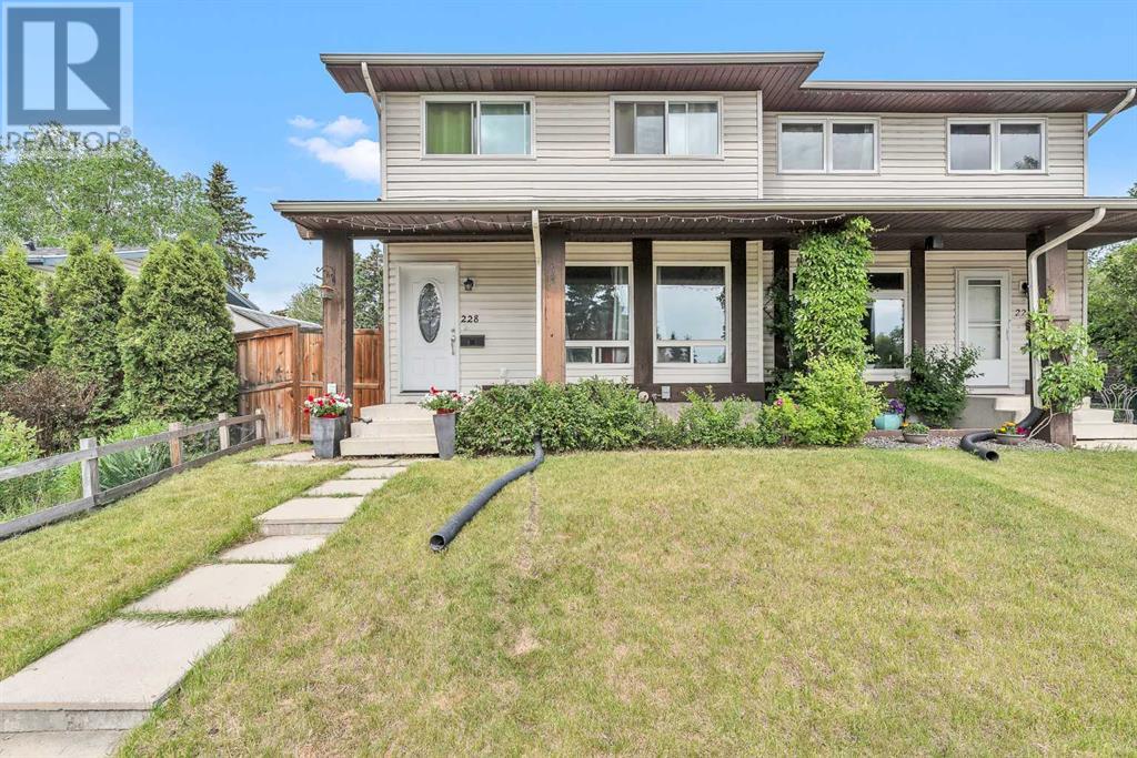 Single Family House for Sale in  Ranch Glen Place NW Ranchlands Calgary 