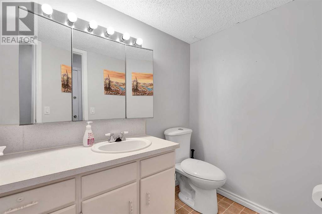 Single Family House for Sale in  Ranch Glen Place NW Ranchlands Calgary 