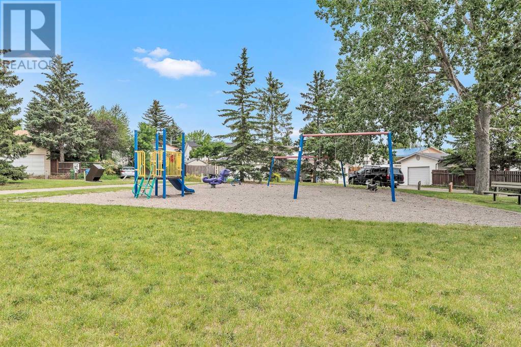 Single Family House for Sale in  Ranch Glen Place NW Ranchlands Calgary 