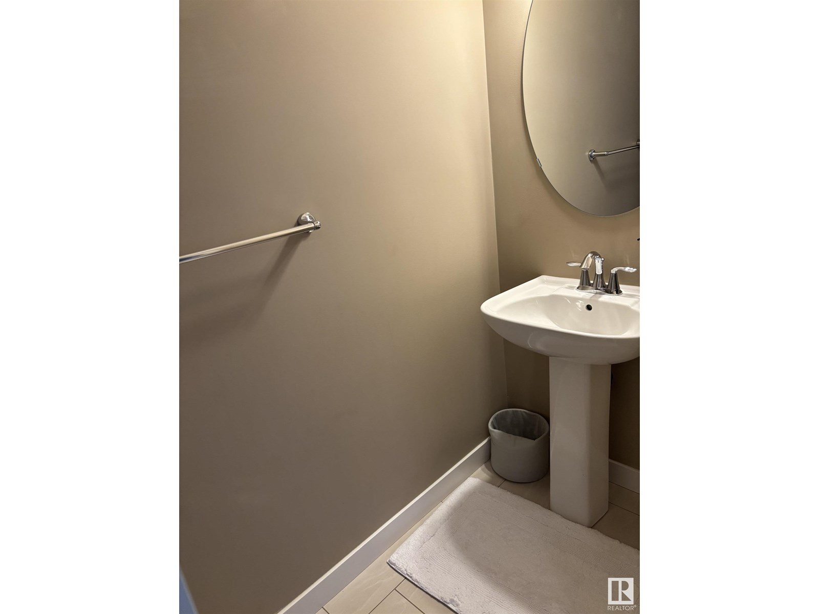Photo 13 of 6694 Cardinal Rd Sw, Edmonton AB
