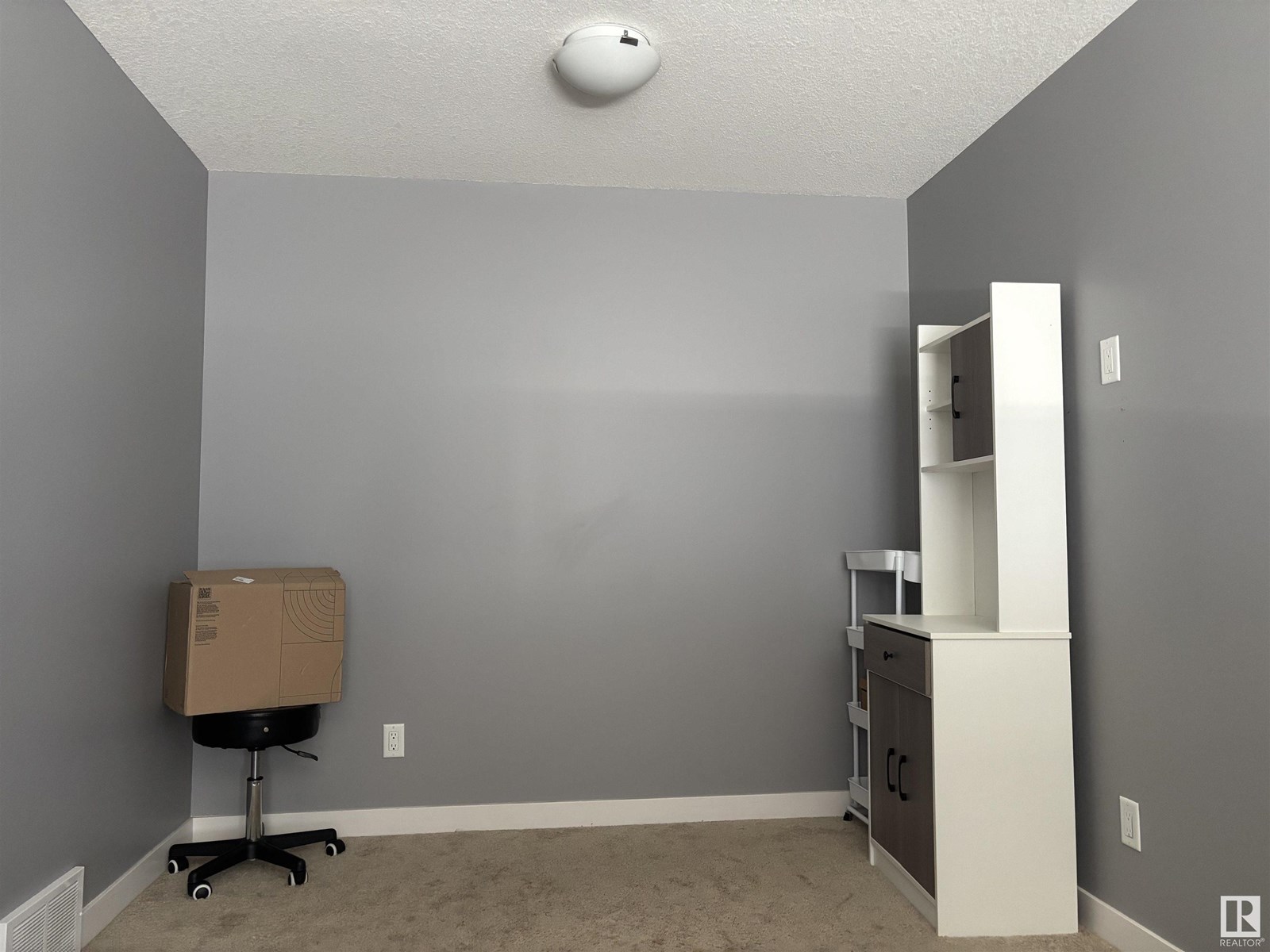 Photo 16 of 6694 Cardinal Rd Sw, Edmonton AB